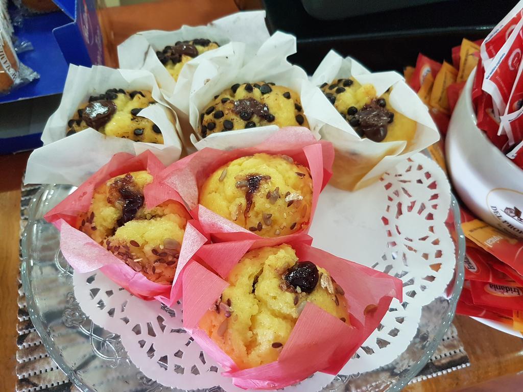 Alojamento de Acomodação e Pequeno-almoço Thousand Colors 2*